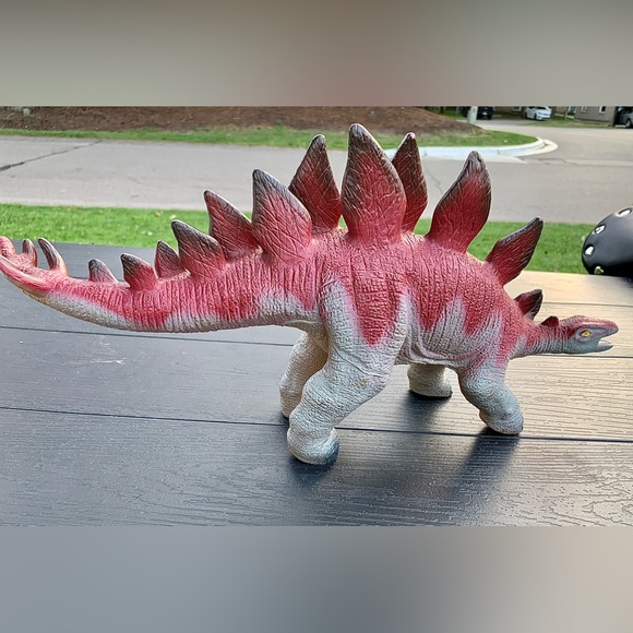 Vintage Large Rubber Plastic Realistic Pneumatic STEGOSAURUS Toy Dinosaur - Picture 9 of 16